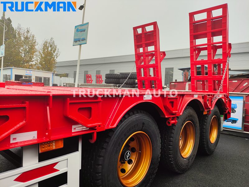 3 Axle 50 Tons Lowbed Trailer Tire