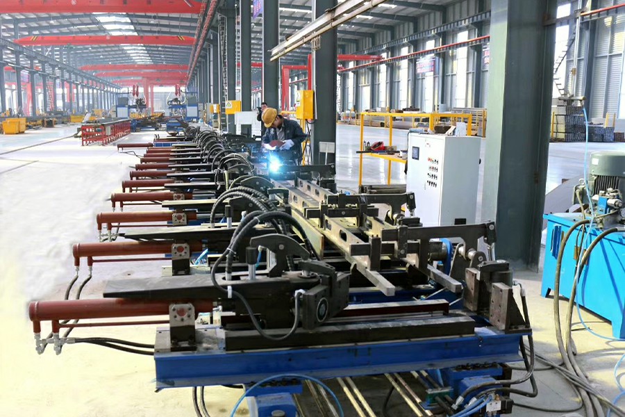 TRUCKMAN semi trailer manufacturing and welding process