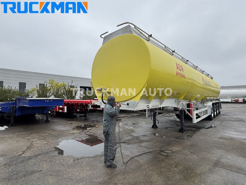 4 Axles 55 CBM Oil Tanker