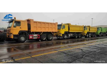 4 Units SINOTRUK HOWO Dump Truck Delivery To TEMA Port