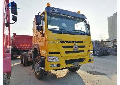 2 Units SINOTRUK HOWO Dump Truck Chassis Arrived At Cargo Box Factory